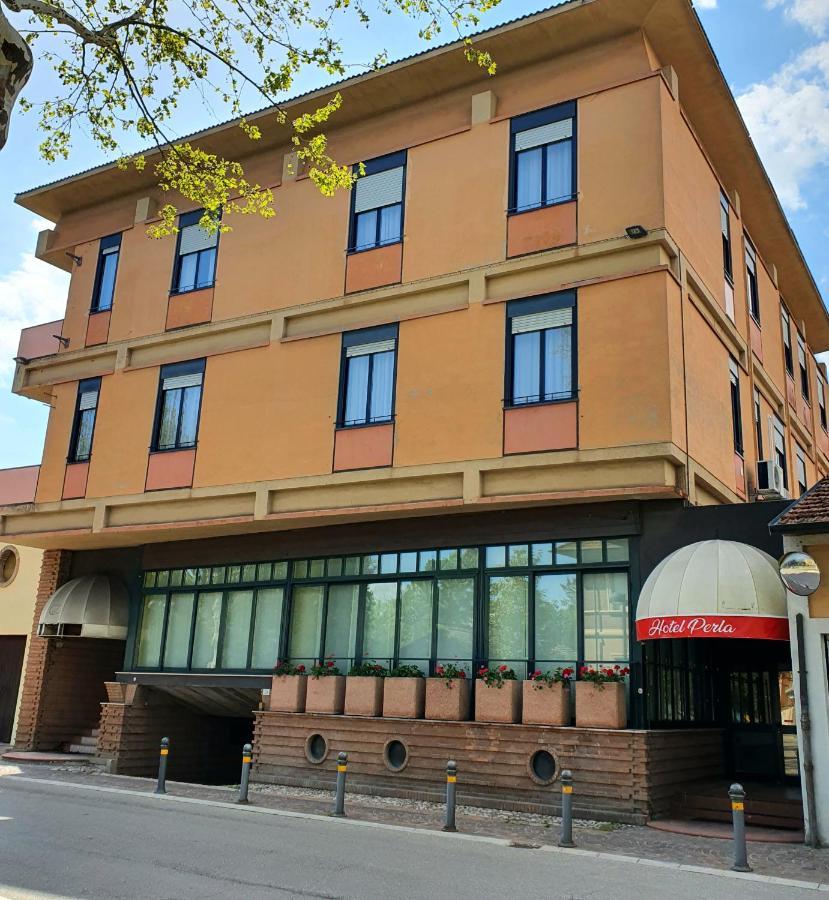 Hotel Perla Massa Lombarda Esterno foto
