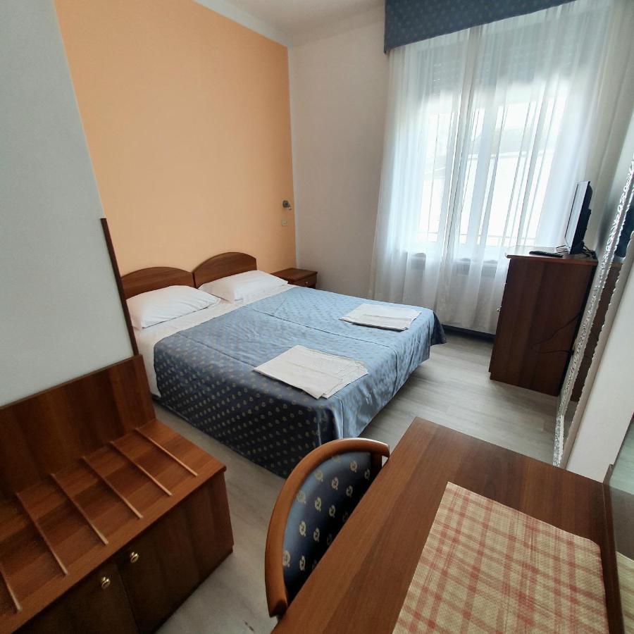 Hotel Perla Massa Lombarda Esterno foto