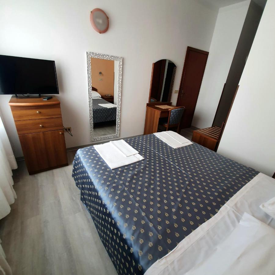 Hotel Perla Massa Lombarda Esterno foto