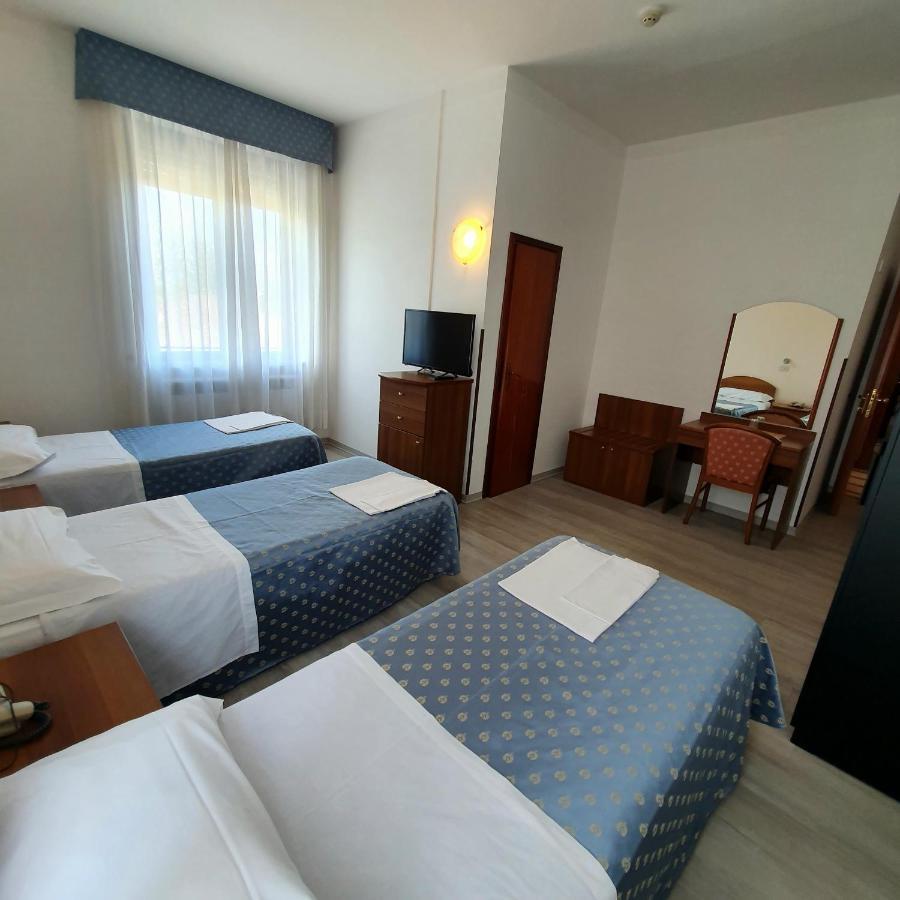 Hotel Perla Massa Lombarda Esterno foto