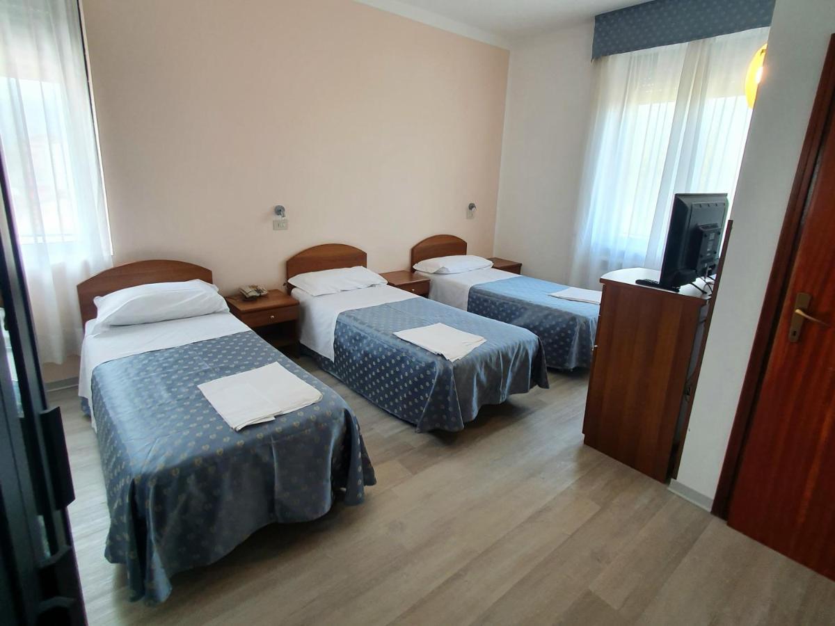 Hotel Perla Massa Lombarda Esterno foto