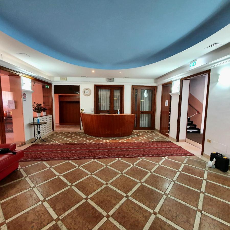 Hotel Perla Massa Lombarda Esterno foto