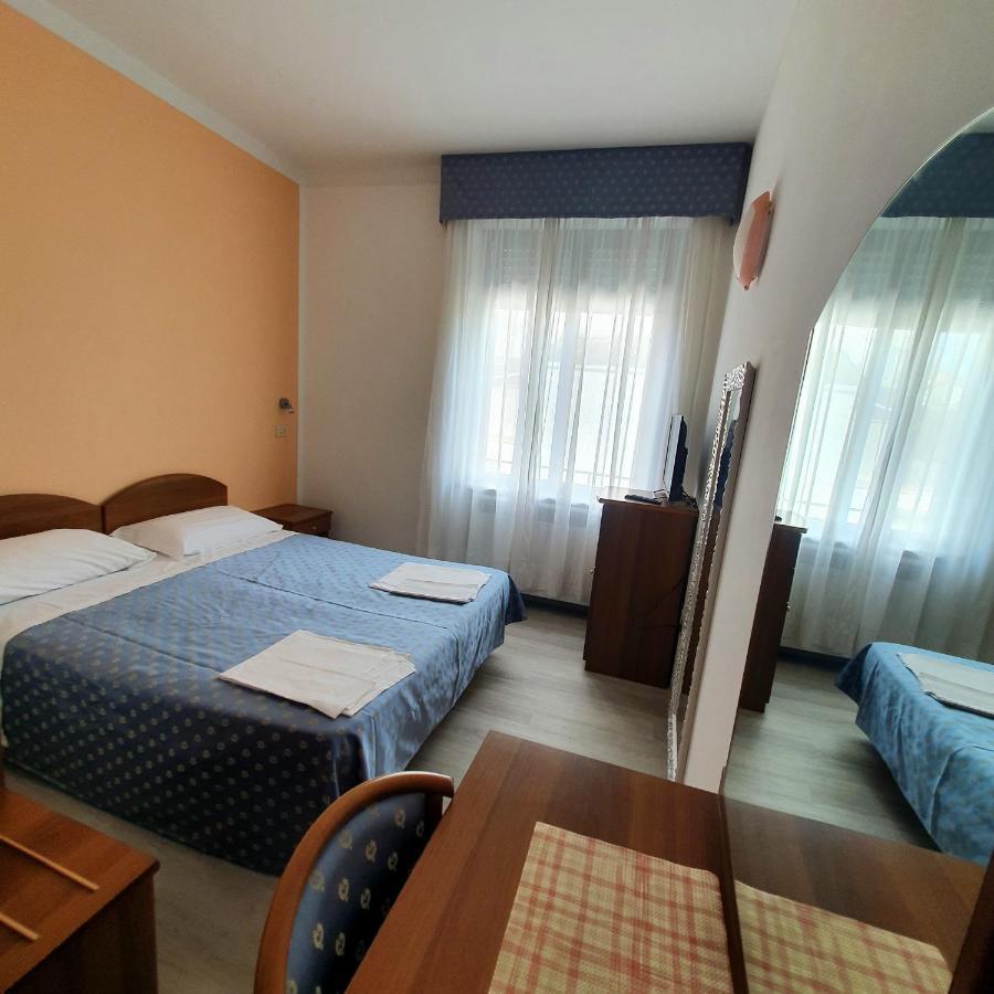 Hotel Perla Massa Lombarda Esterno foto
