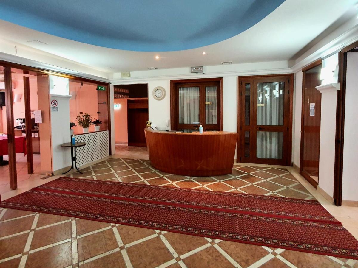 Hotel Perla Massa Lombarda Esterno foto